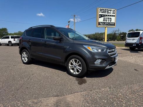 Used 2018 Ford Escape SE AWD/4WD image 2