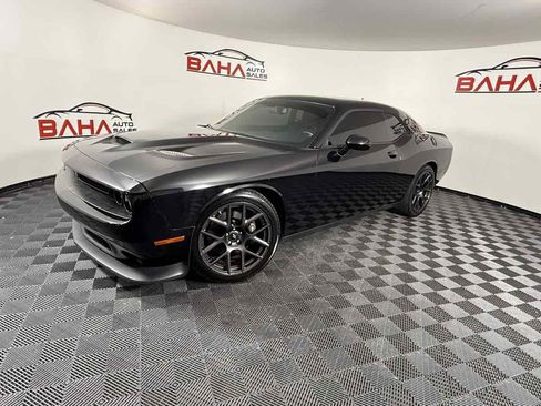 Used 2019 Dodge Challenger R/T Scat Pack w/ Driver Convenience Group image 4