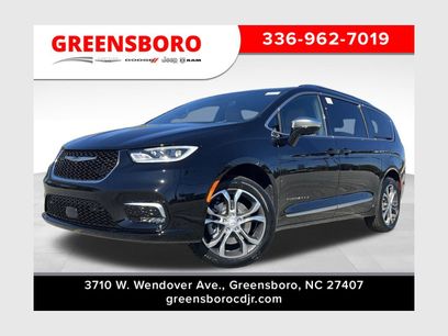 New 2026 Chrysler Pacifica Pinnacle