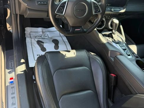 Used 2019 Chevrolet Camaro SS RWD image 11