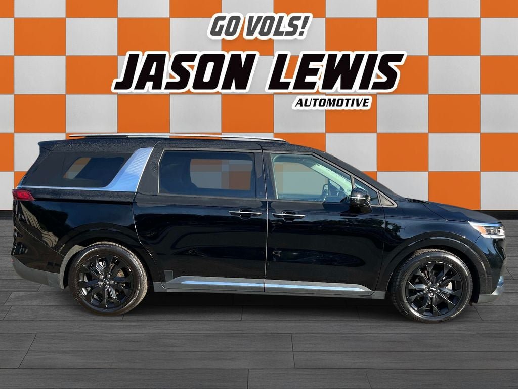 Used 2022 Kia Carnival SX Prestige FWD image 2