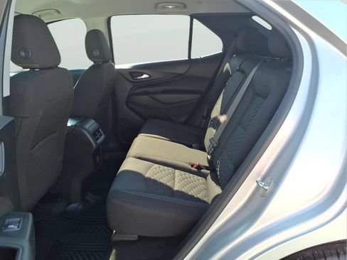 Used 2021 Chevrolet Equinox LT AWD/4WD image 32