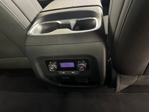 Used 2024 Chevrolet Traverse LT w/ Enhanced Driving Package FWD image 12