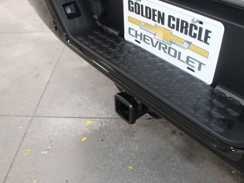New 2025 Chevrolet Colorado Z71 w/ Midnight Edition AWD/4WD image 17