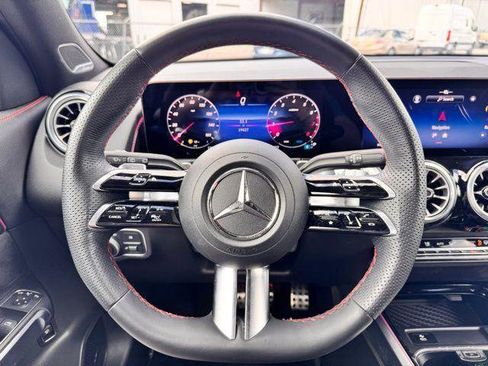 Certified 2024 Mercedes-Benz GLB 250 4MATIC image 10