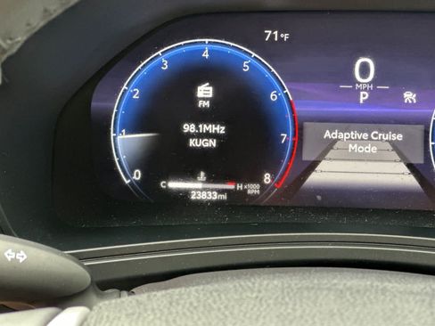 Used 2025 Toyota Grand Highlander AWD image 26