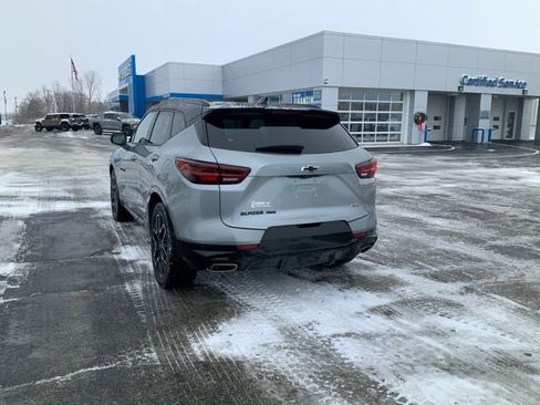 Certified 2023 Chevrolet Blazer RS w/ Driver Confidence II Package image 9