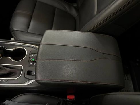 Used 2022 Chevrolet Traverse RS AWD/4WD image 87