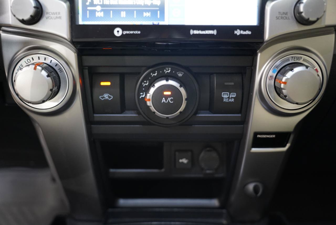 Used 2022 Toyota 4Runner SR5 Premium w/ Moonroof Package AWD/4WD image 22