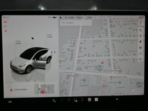 Used 2023 Tesla Model Y Long Range AWD/4WD image 27
