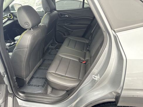 Certified 2024 Chevrolet Trax ACTIV w/ Sunroof Package image 25