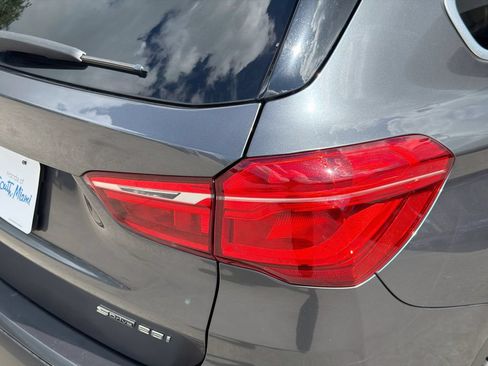 Used 2019 BMW X1 sDrive28i w/ Convenience Package FWD image 28