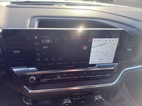 Used 2025 GMC Sierra 2500 SLT w/ SLT Premium Package image 16