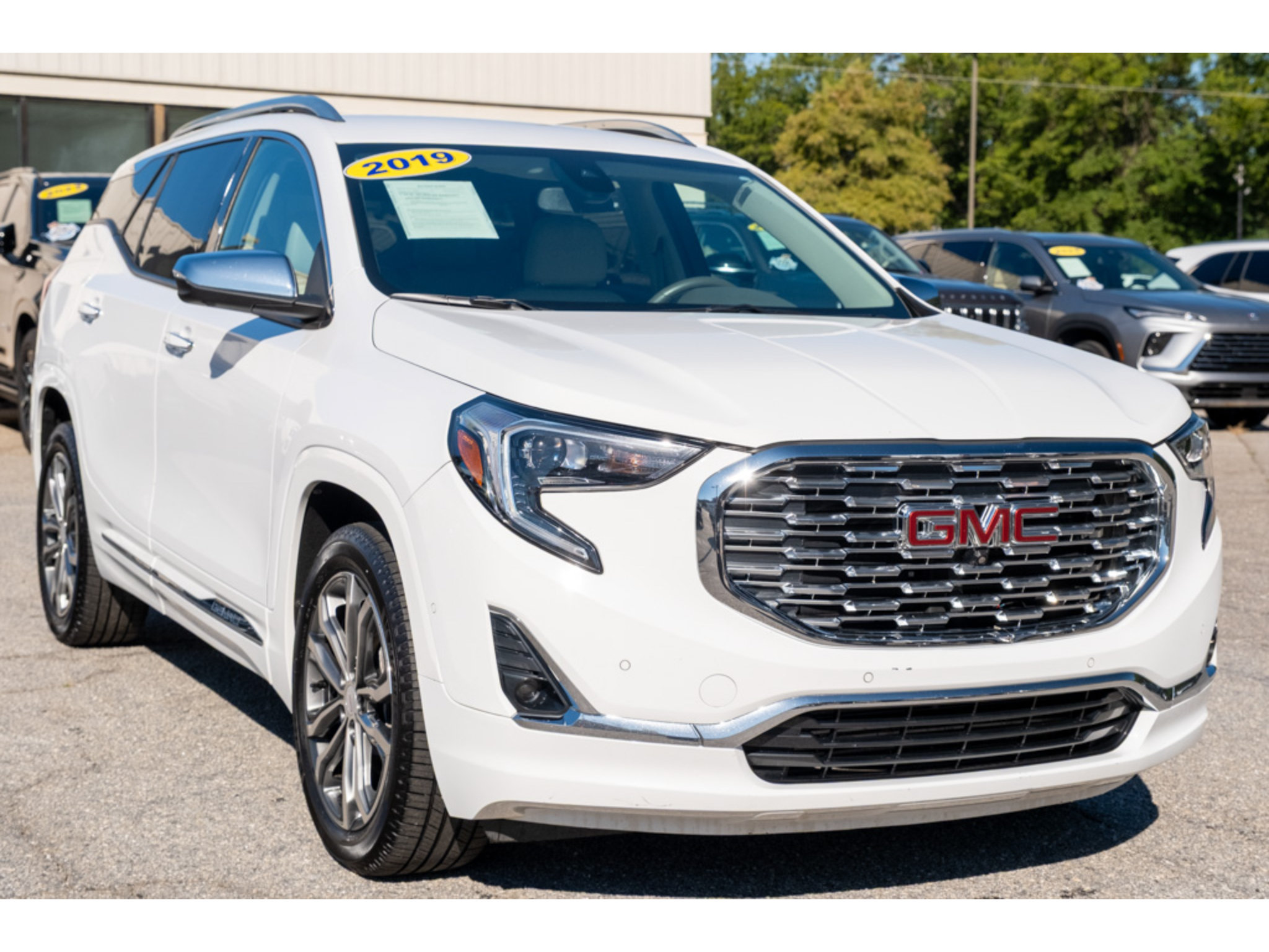 Used 2019 GMC Terrain Denali w/ Advanced Safety Package FWD image 35