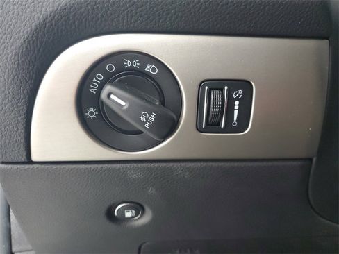 Used 2015 Dodge Durango SXT image 12