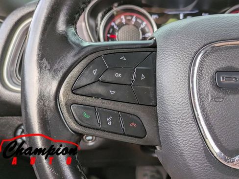 Used 2021 Dodge Challenger SXT w/ Driver Convenience Group image 25