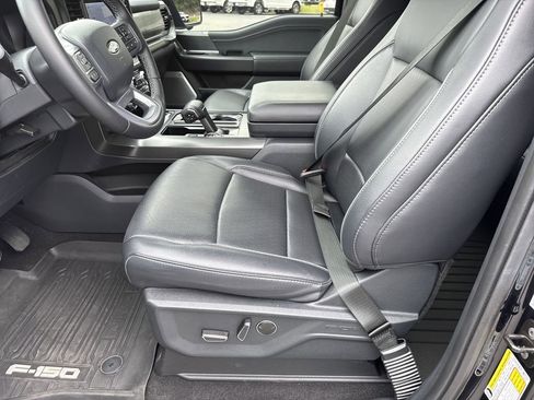 Used 2025 Ford F150 Lariat w/ Equipment Group 502A High AWD/4WD image 9