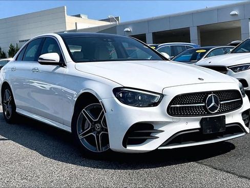 Used 2023 Mercedes-Benz E 350 4MATIC Sedan image 1