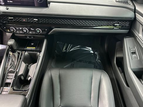 Used 2025 Honda Accord EX-L image 30