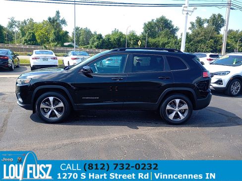 Used 2022 Jeep Cherokee Limited image 4