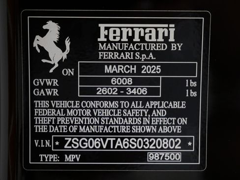 Used 2025 Ferrari Purosangue AWD/4WD image 20