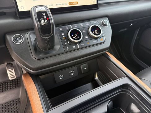 Used 2023 Land Rover Defender 110 X image 20
