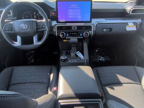 New 2025 Toyota Tacoma TRD Off-Road image 25