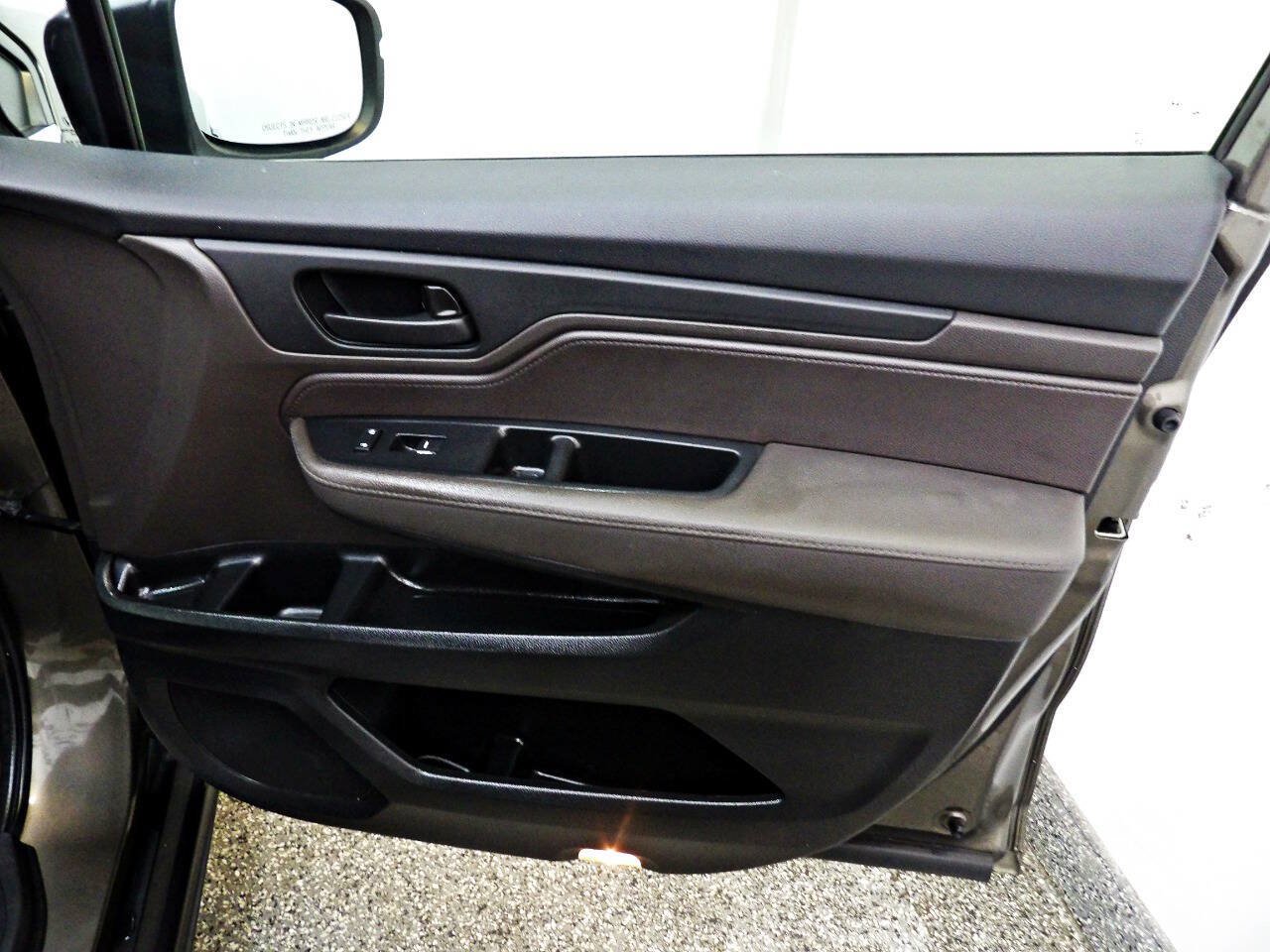 Used 2019 Honda Odyssey EX-L image 11