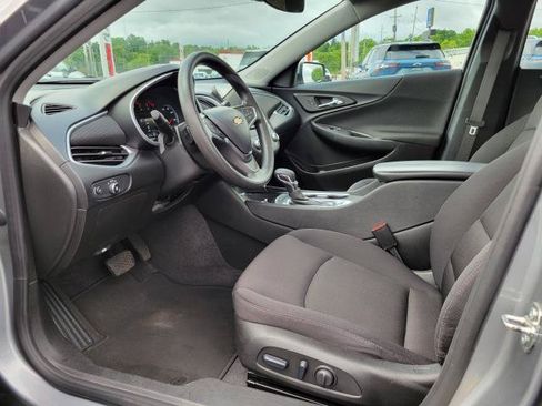 Used 2024 Chevrolet Malibu LT FWD image 8