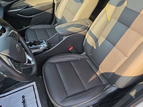 Certified 2025 Chevrolet Trax ACTIV w/ Driver Confidence Package FWD image 21