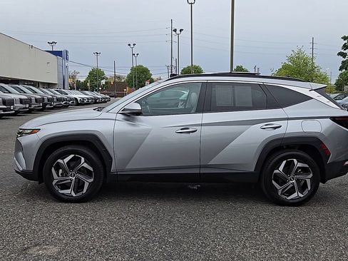 Certified 2023 Hyundai Tucson Limited AWD/4WD image 5