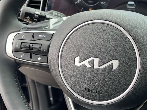 Used 2024 Kia Sportage SX FWD image 28