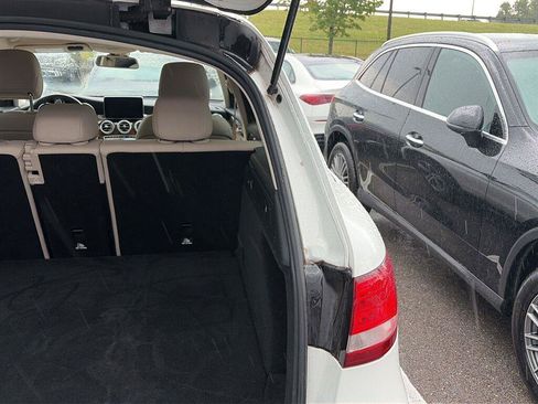 Used 2016 Mercedes-Benz GLC 300 image 4