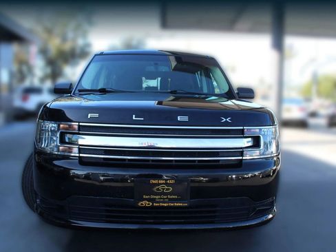 Used 2019 Ford Flex SE image 8