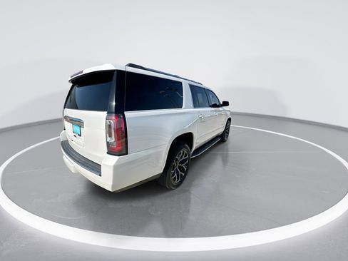 Used 2017 GMC Yukon XL Denali w/ Open Road Package AWD/4WD image 8