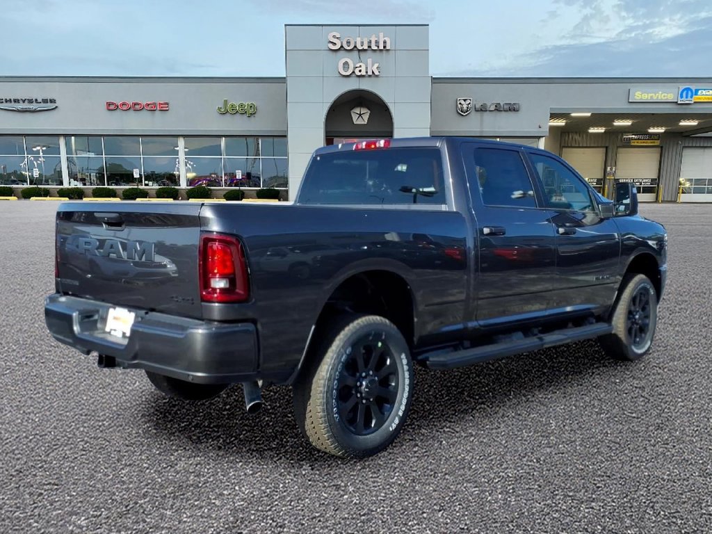 New 2026 RAM 2500 Big Horn AWD/4WD image 3