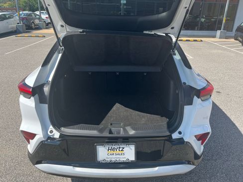 Used 2025 Buick Envista Sport Touring image 30