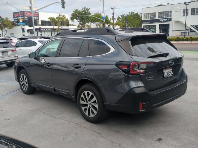 Used 2022 Subaru Outback Premium AWD/4WD image 5