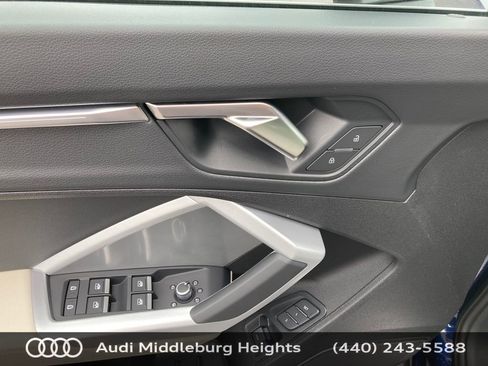 Certified 2025 Audi Q3 2.0T Premium w/ Convenience Package image 15