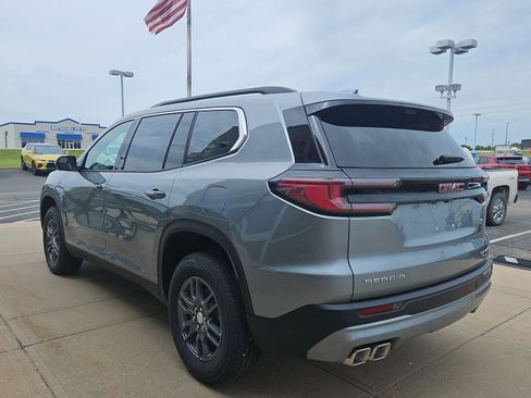 New 2026 GMC Acadia Elevation FWD image 3