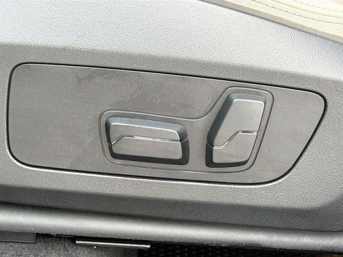 Certified 2025 BMW X1 xDrive28i AWD/4WD image 25