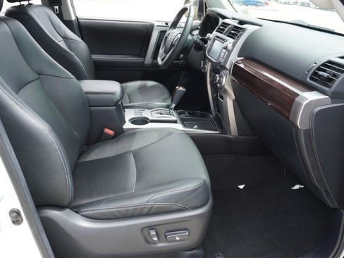 Used 2015 Toyota 4Runner Limited RWD image 15