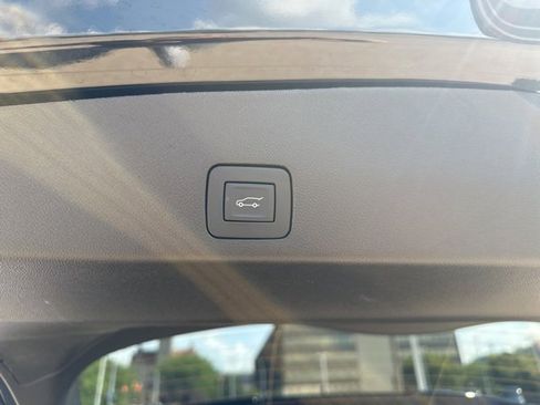 Certified 2023 Buick Encore GX Essence w/ Experience Buick Package image 13