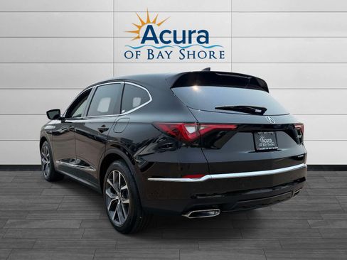 Used 2023 Acura MDX SH-AWD w/ Technology Package image 5