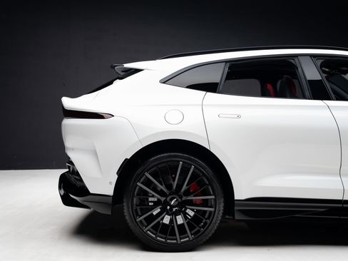 Used 2023 Aston Martin DBX 707 AWD/4WD image 36