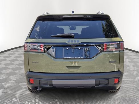 New 2026 Jeep Cherokee Overland w/ Trailer Tow Group AWD/4WD image 5