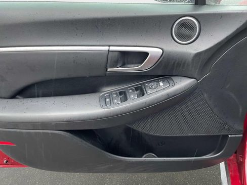 Used 2025 Hyundai Sonata SEL FWD image 17
