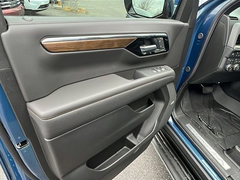 New 2026 Chevrolet Tahoe High Country w/ Sun And Tow Package image 11