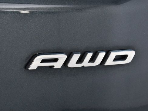 Used 2024 Ford Edge SEL w/ Convenience Package image 21