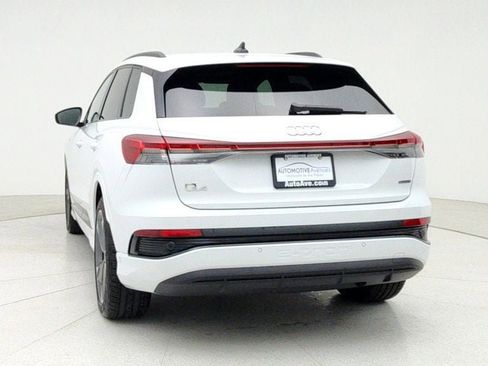 Used 2024 Audi Q4 e-tron Premium Plus w/ Premium Plus image 6